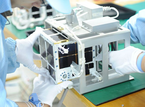 皮星一號星體和分離機...